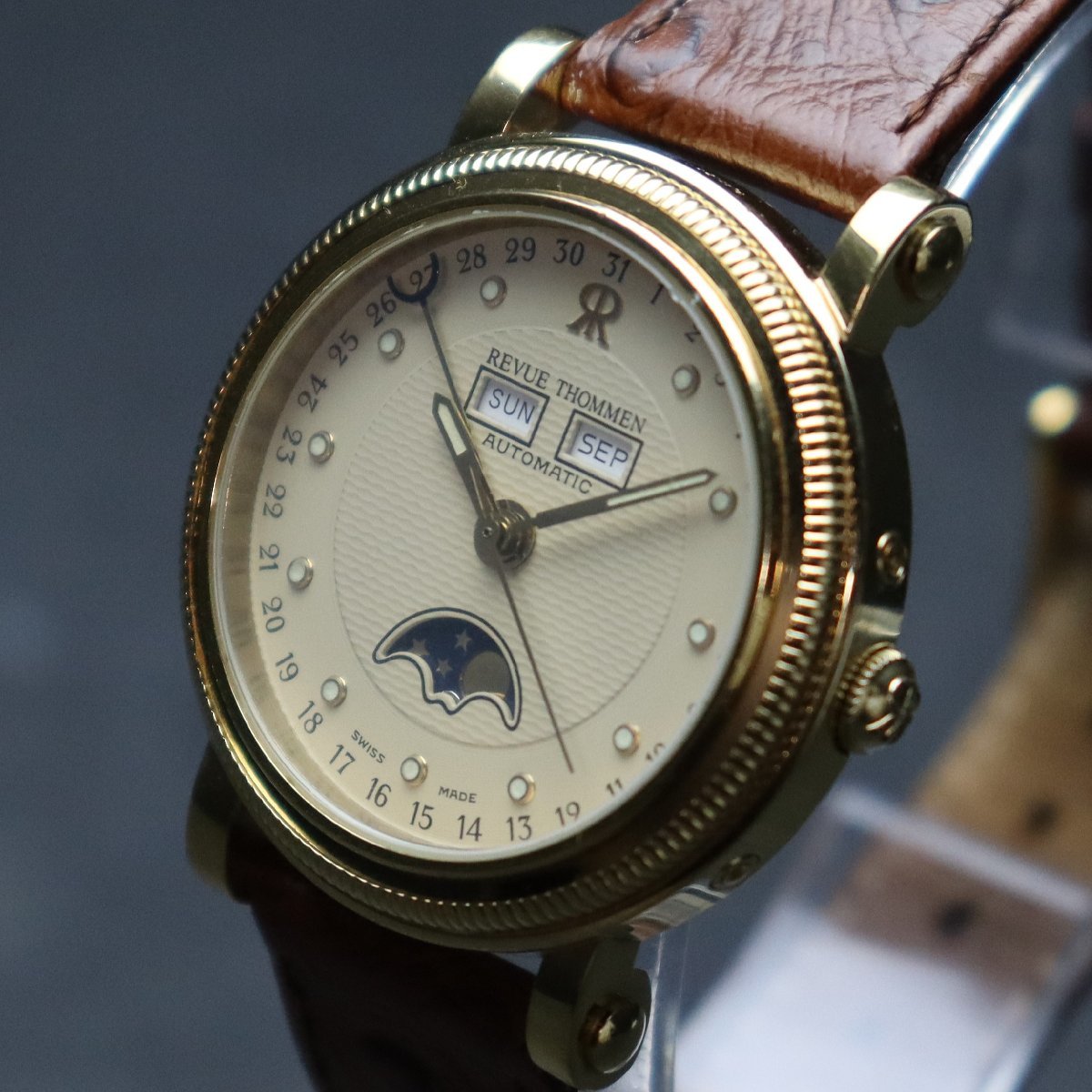 【未使用】パラサイト・イヴ 腕時計 ファミ通ブロス通販限定 未使用】パラサイト・イヴ 腕時計 ファミ通ブロス通販限定