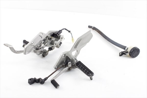 cong　出品番号No.15 カワサキ K-2プロジェクト 0827 ZZR1100D -zzr-1100(ステップ、ペダル