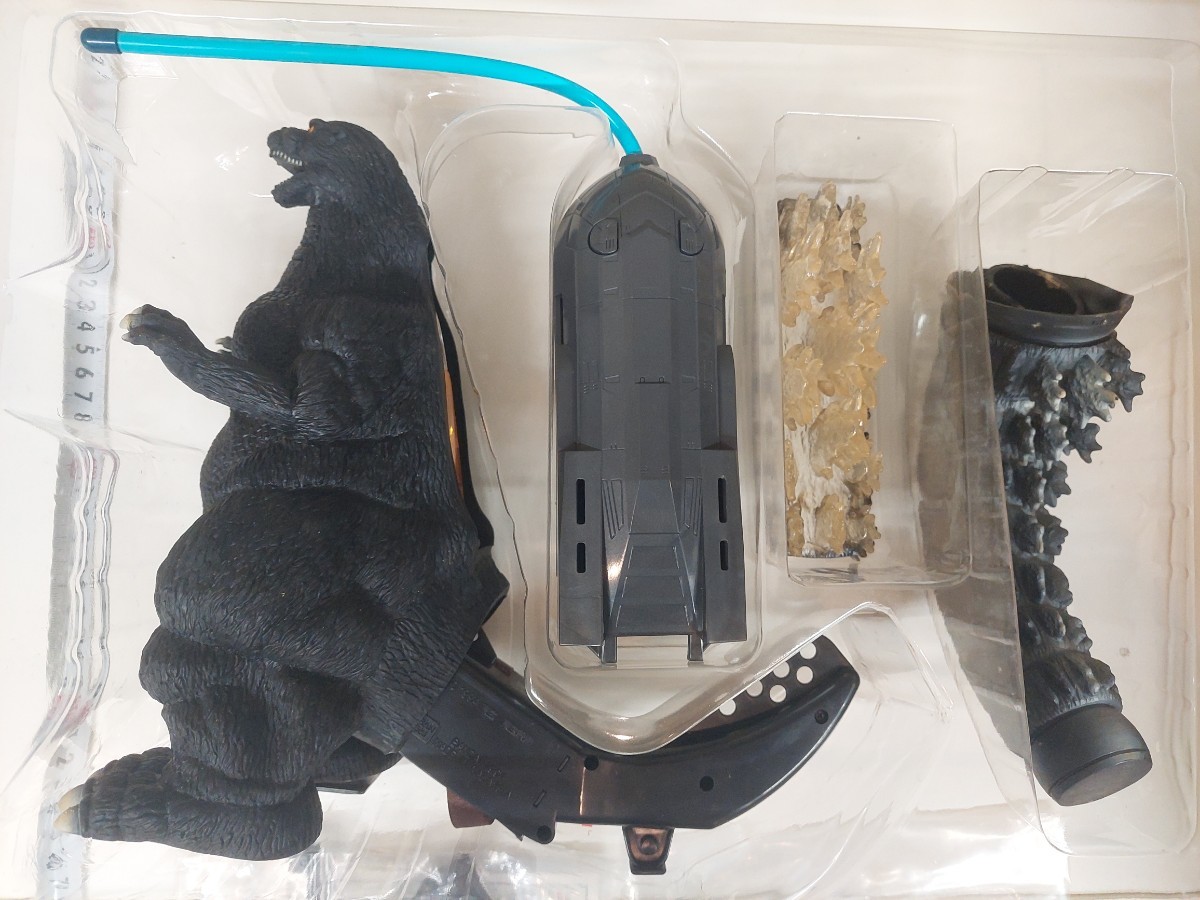 バンダイ ゴジラVSデストロイア 発光進撃 ゴジラ ラジコン 【公式通販】