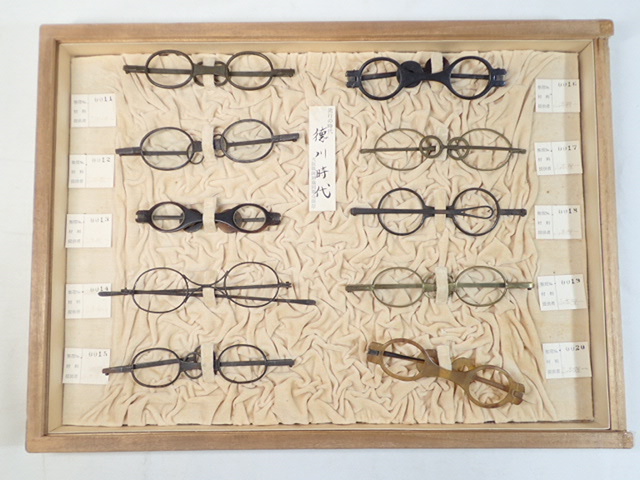 928E②[T]古い眼鏡/資料■江戸時代頃 まとめ売り！時代物 小道具 ヴィンテージ アンティーク/丸眼鏡 鼻眼鏡 折り畳み (検)べっ甲 鼈甲 徳川