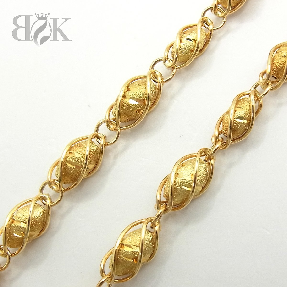 K18 デザインネックレス 24.0g 長さ：約42cm 幅：約5.7mm ゴールド ●