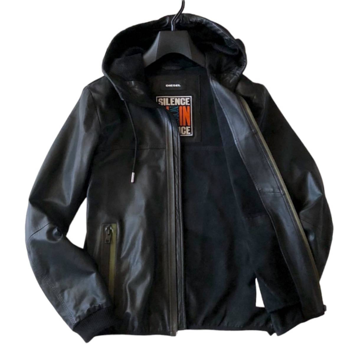 B26 極美品 極上の柔らかさ『ディーゼル DIESEL』S表記 Lサイズ前後 羊 