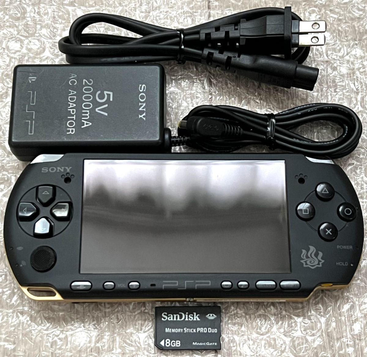 〈動作確認済・最終型〉PSP-3000 MHB 本体 ハンターズモデル＋メモリースティック 8GB＋クロノトリガー モンスターハンターポータブル 3rd