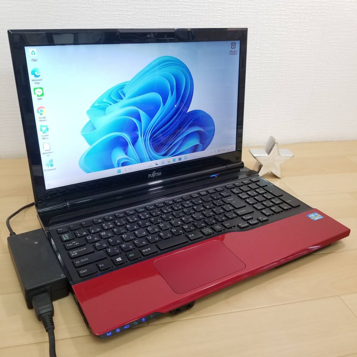 ☀超美品★7世代★CORE-I7★特盛1TB★リカバリ★最新Win11★オフィス 美品 ☆ Core i7 ☆ SVEシリーズ 上位 ☆ VAIO ホワイト☆ win 11