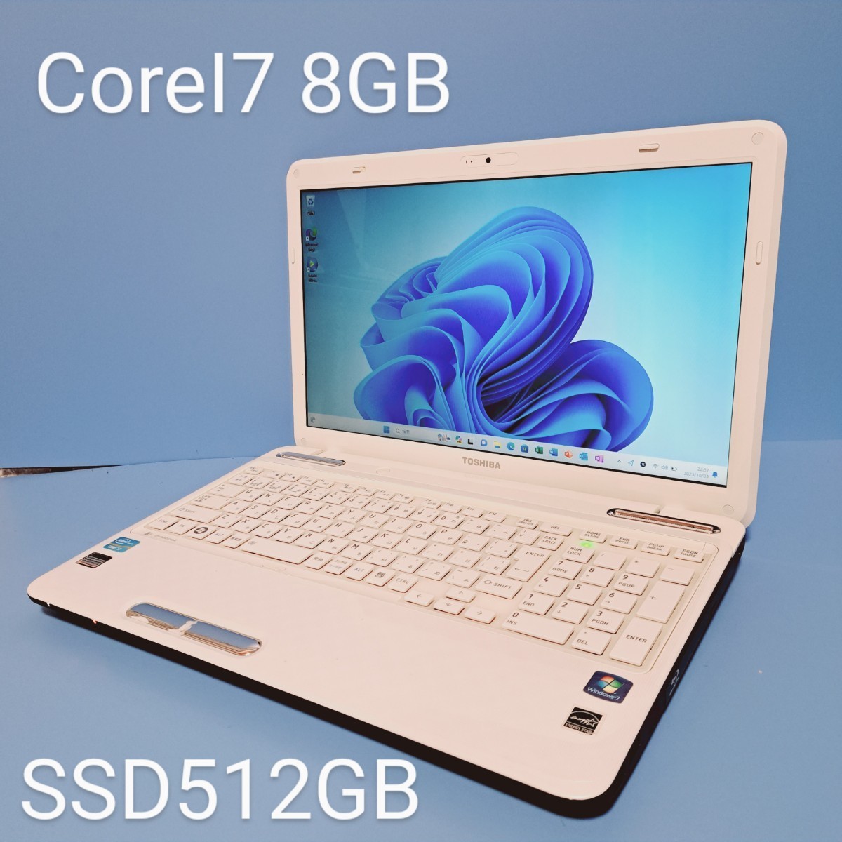 i7 8G+512G TOSHIBA T451/58EW ホワイトノートPC ☆最強Corei7☆/メモリ8GB/新品SSD512GB/Windows11/T451/58EW/リュクス