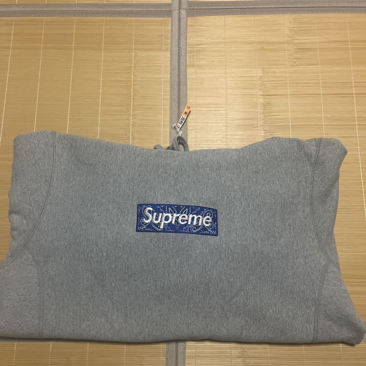 名作　19aw Supreme Bandana Box Logo Hooded Sweatshirt パーカー　スウェット　 Hoodie L Grey バンダナ　ペイズリー　
