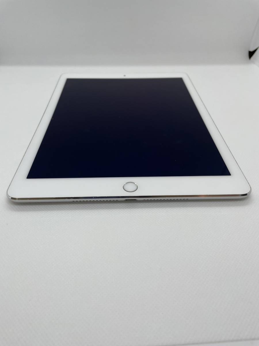 美品/NW制限保証】iPad Air2 第2世代 A1567 シルバー docomo版
