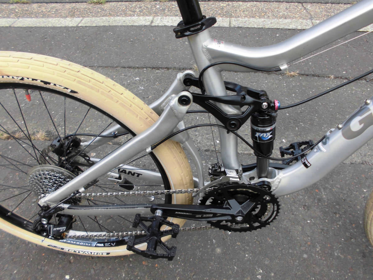 1円～ジャイアント GIANT ディスク式 軽快MTB ALUXX SL マウンテン 