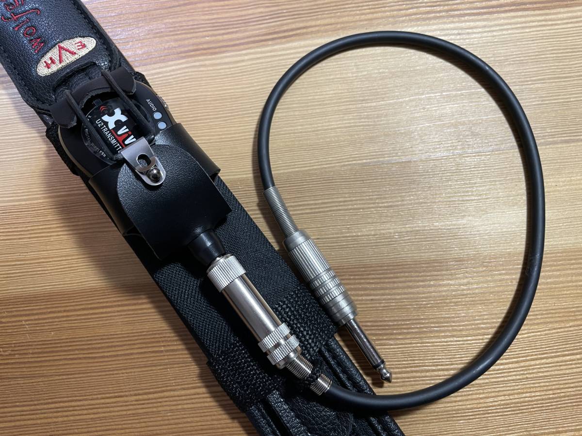 U2 Xvive トランスミッターホルダー - Transmitter Wireless Holder 