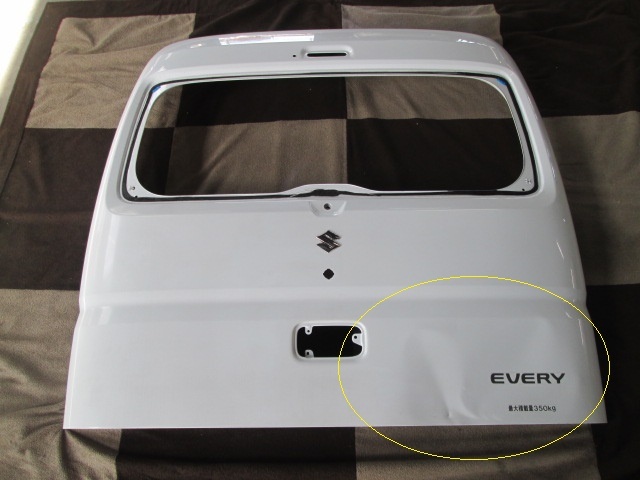 エブリィ エブリイ DA17V リアゲート バックドア　26U 白