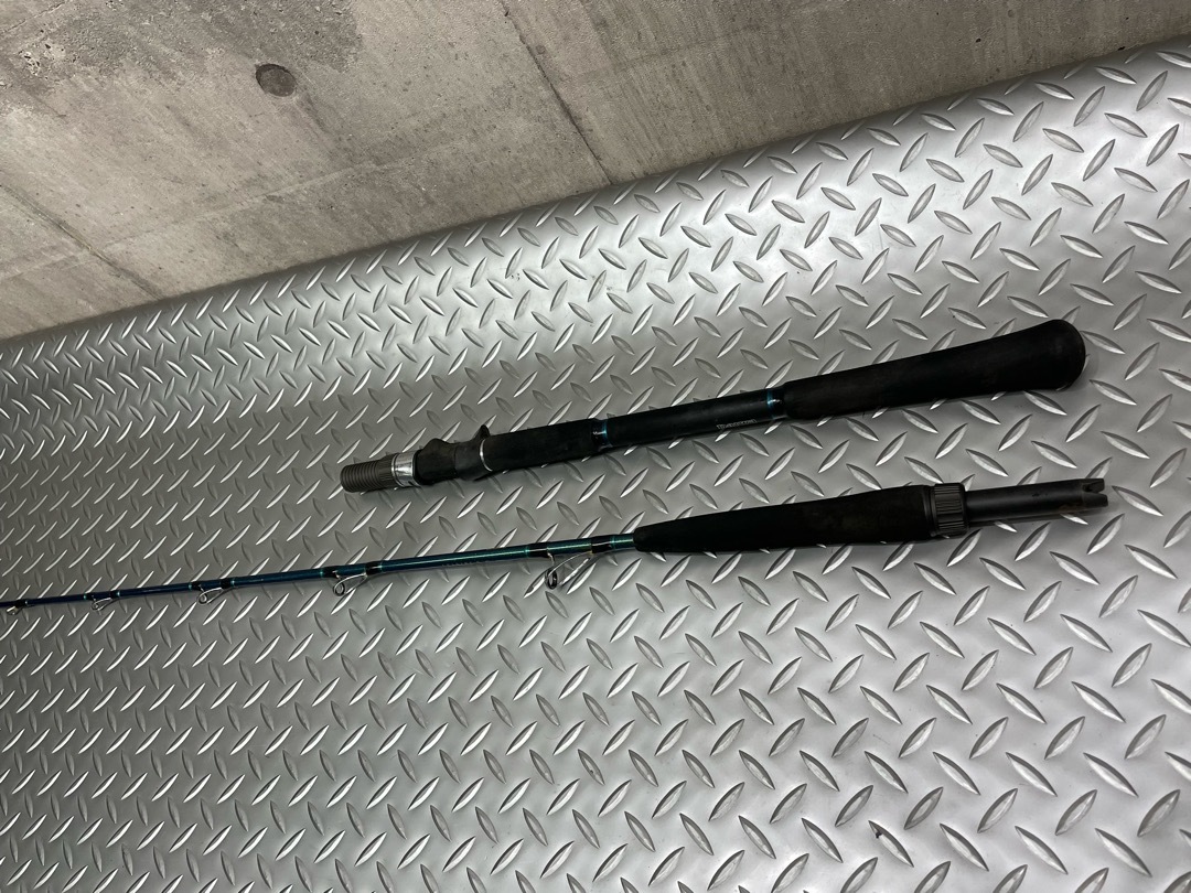安い，大得価 SHIMANO シマノ 朱紋峰 飛造り 18尺 へら竿