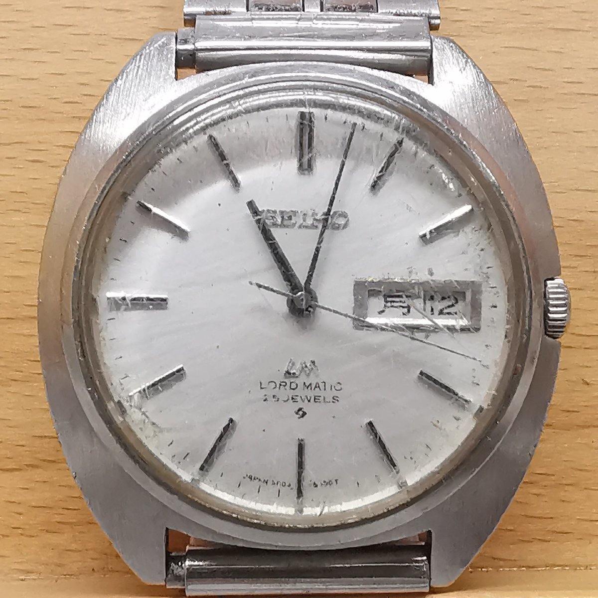 SEIKO セイコー LM LORDMATIC ロードマチック 5606-8000 自動巻き デイデイト メンズ腕時計 現状品 Z3997