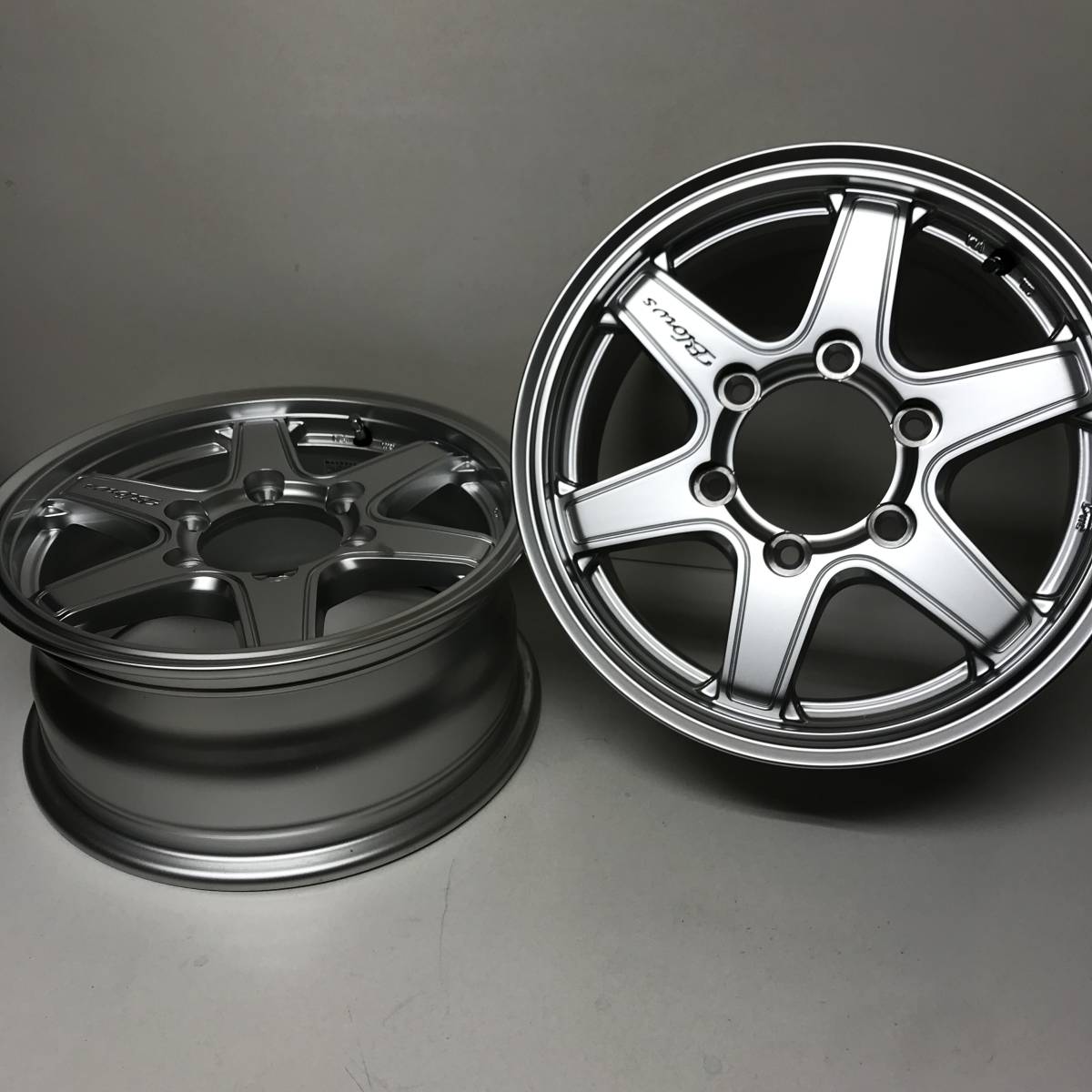 未使用】2本セット アルミホイール TOPY Blows トピーブロウズ 15