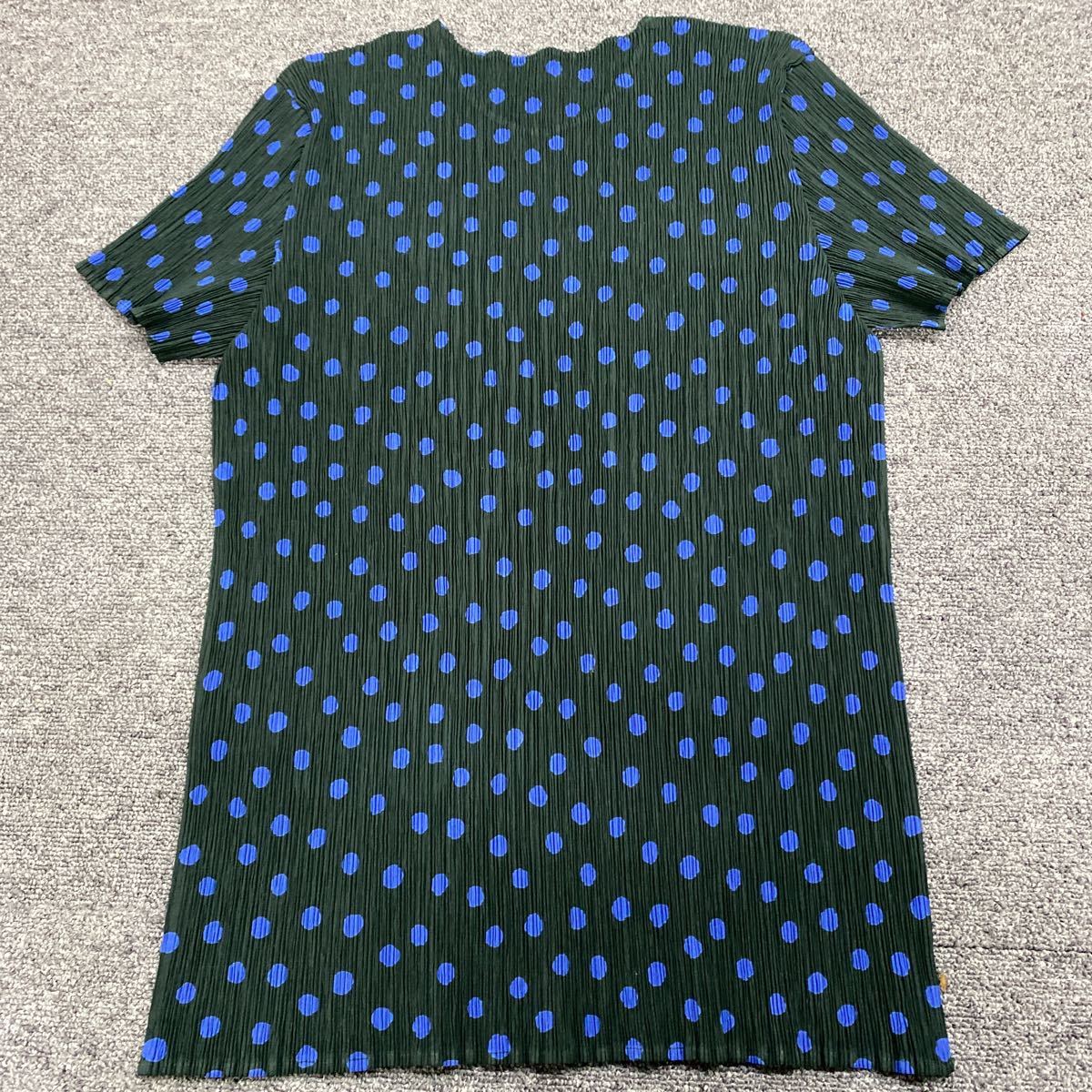 10295 希少 プリーツプリーズイッセイミヤケ ドット 水玉 カットソー