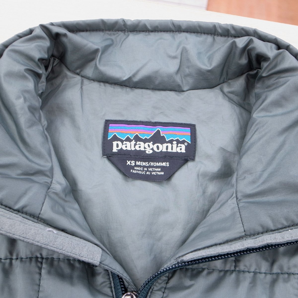 A190T パタゴニア patagonia ナノ パフ ジャケット XSサイズ グレー