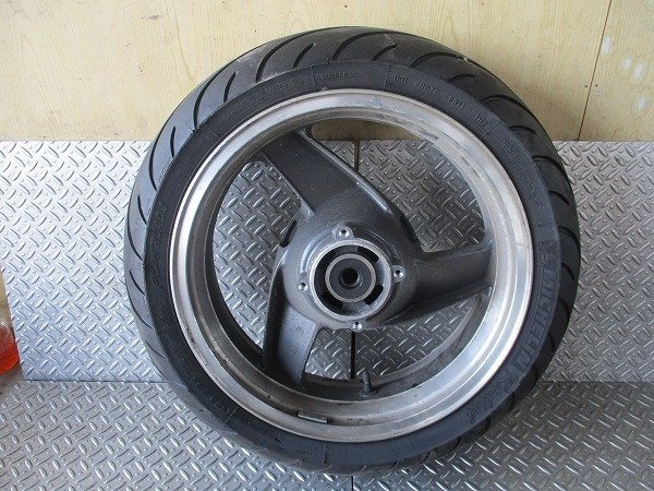 B23-02 ZZ-R1100 リアホイール 山あり