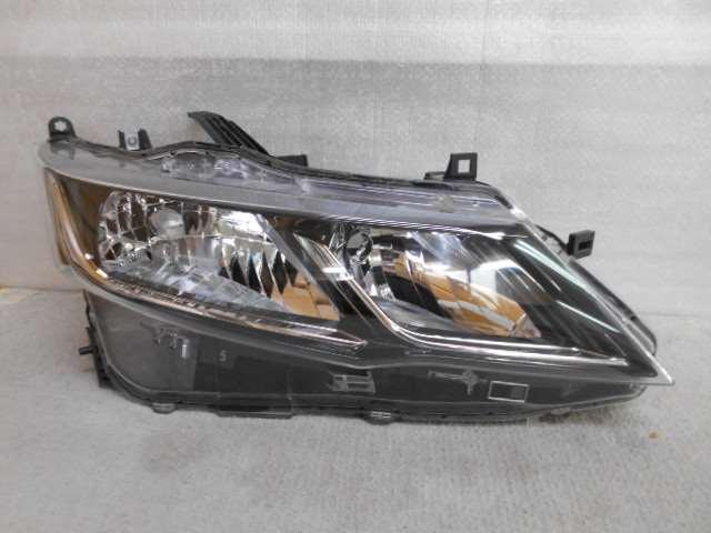 ニッサン/セレナ HFC27 ハイウェイスター用 右ヘッドランプ ニッサン/セレナ HFC27 ハイウェイスター用 右ヘッドランプ