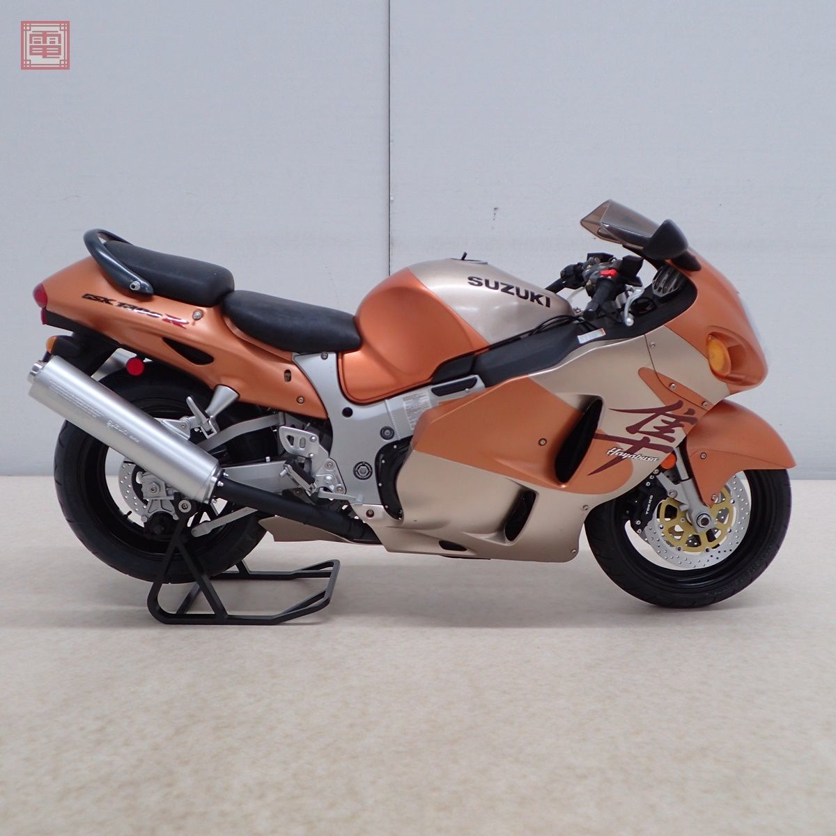 完成品 デアゴスティーニ 週刊 1/4 スズキ ハヤブサ GSX1300R