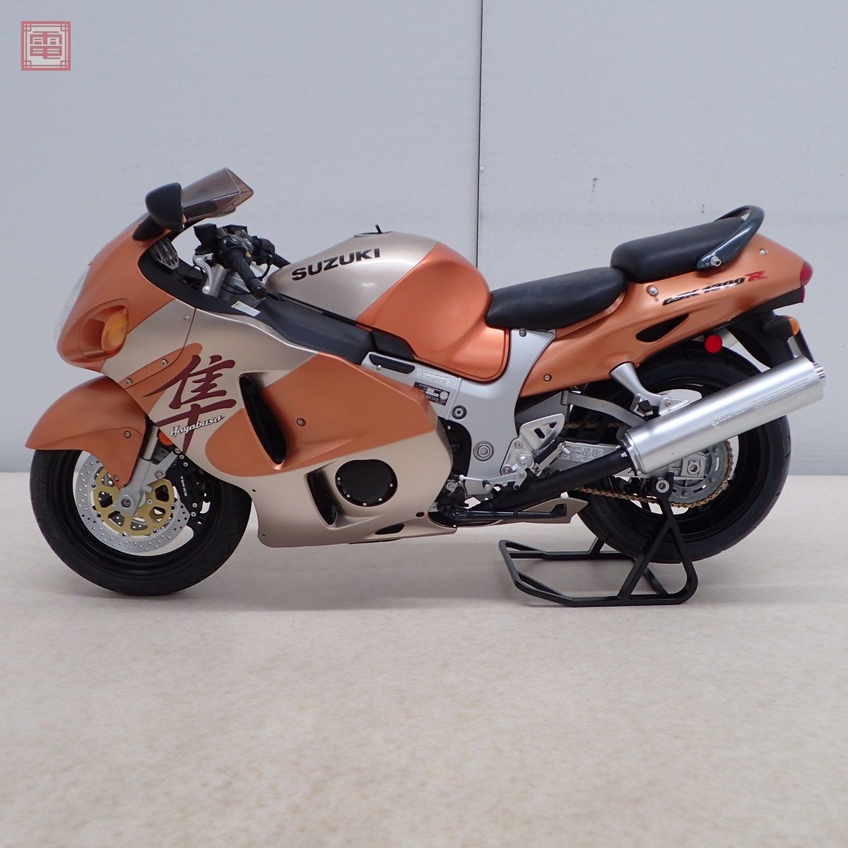 ディアゴスティーニ 隼 DeAgostiniハヤブサGSX1300R 完成品 デアゴスティーニ 週刊 1/4 スズキ ハヤブサ GSX1300R