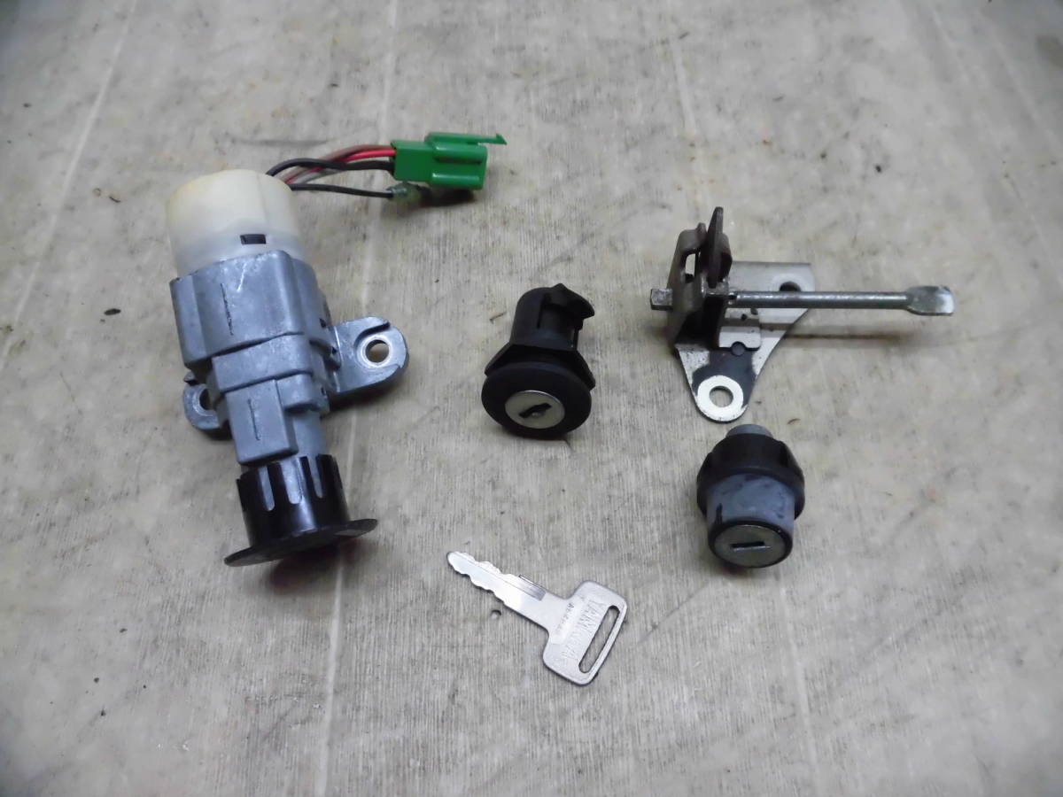 （OG）キーシリンダーフルセット 1YU-2018 ミント50/MINT後期 純正 破損なし 実動 メイン/シート/鍵/カギ/ボックス ベース 当時物！（流用