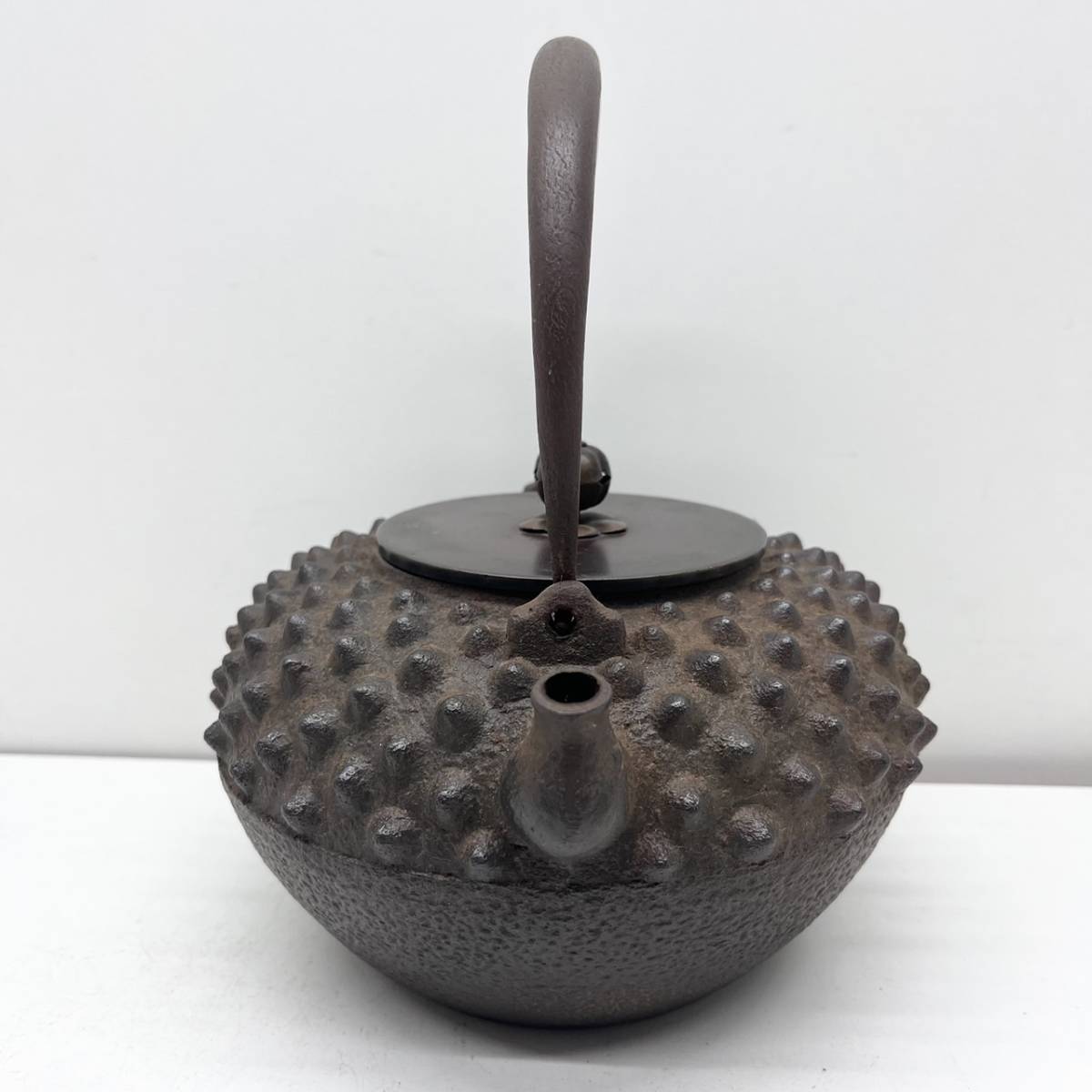 鬼あられ 鬼霰 鉄瓶⁄骨董 - 龍文堂造 メルカリ 鬼霰の中古品・