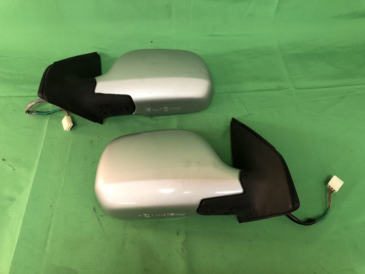 KJ200 中古 ファンカーゴ NCP20 平成12年4月 手動格納 ドアミラー サイドミラー 左右 セット カラー シルバーＭ 199 動作保証 010049_3