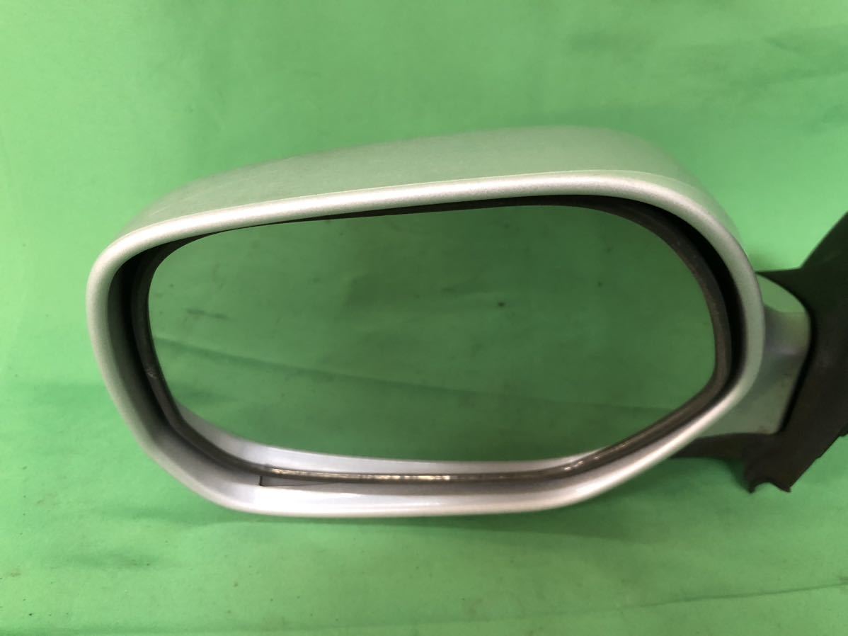 KJ200 中古 ファンカーゴ NCP20 平成12年4月 手動格納 ドアミラー サイドミラー 左右 セット カラー シルバーＭ 199 動作保証 010049_5