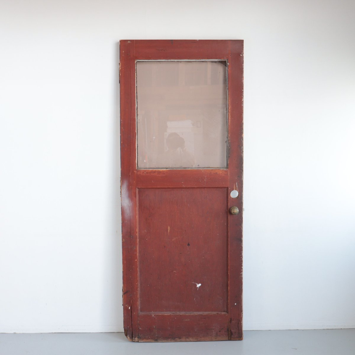 アメリカ ヴィンテージ 木製ドア / ガラス 扉 建具 USA door 店舗什器 ディスプレイ 板 古材 アンティーク パーテーション ＃502-87-305