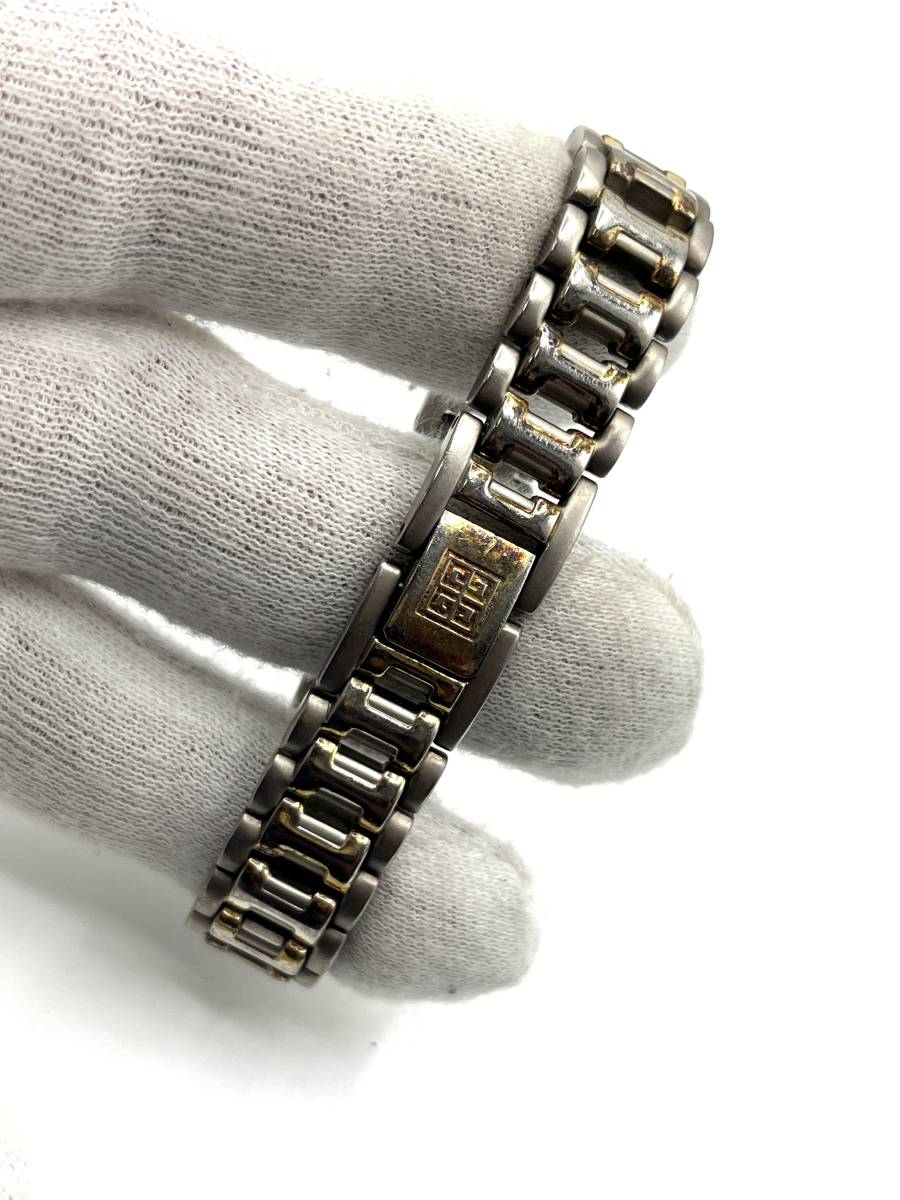 電池切れ】GIVENCHY ジバンシー クォーツ 腕時計 白文字盤 ゴールド