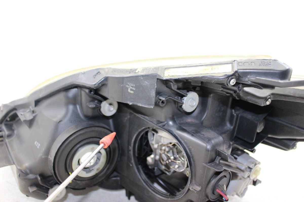 ジャンク品 プリウス ZVW30 後期 LED 左 ヘッドライト №YS40621