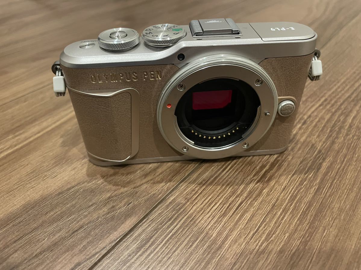 1000スタート　OLYMPUS オリンパス PEN E-PL9 ボディ