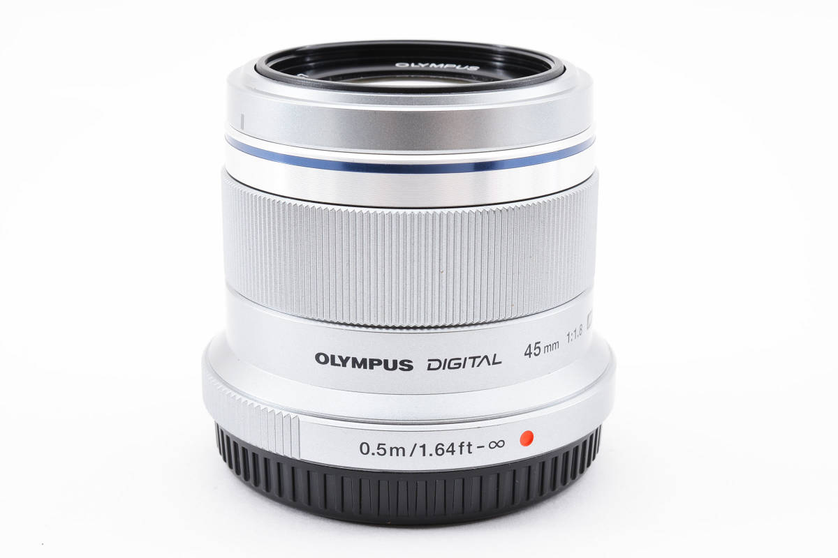 OLYMPUS PEN F整備済動作品 A Stylish and Functional Choice