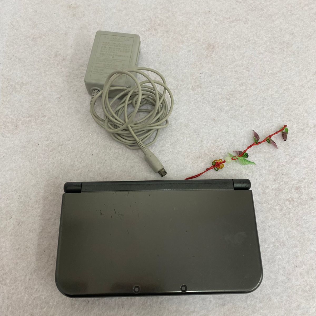 E421-ST7-450 ◎ new NINTENDO ニンテンドー 3DS LL 本体 RED-001