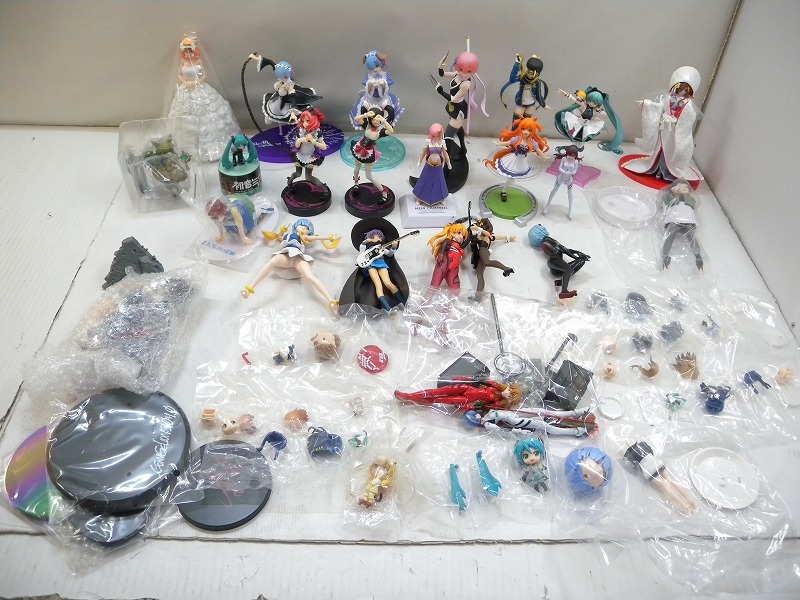 C4120★美少女フィギュア Re:ゼロ エヴァンゲリオン ラブライブ等一式セット 大量まとめ売り ※状態未チェック 現状渡し【ジャンク】