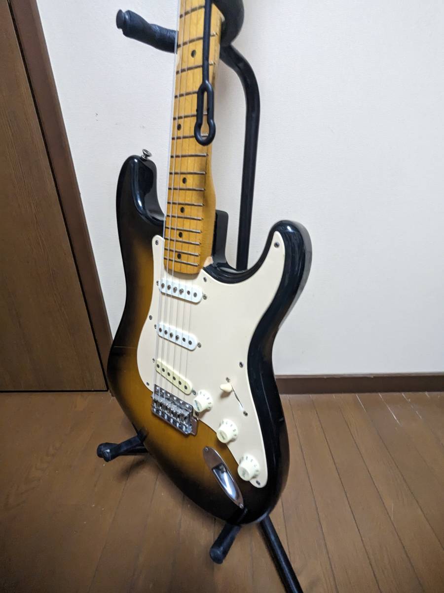希少 Squier by Fender JVシリアル 1982年製 ストラト