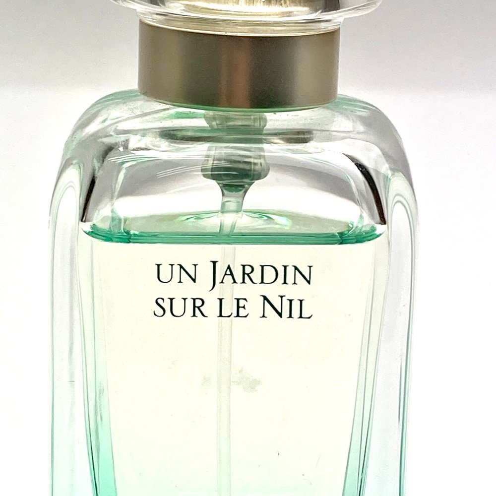 rm) HERMES エルメス ナイルの庭 【UN JARDIN SUR LE NIL】 50ml 香水 スプレー ボトル 残量80%以上 フランス製 中古 USED