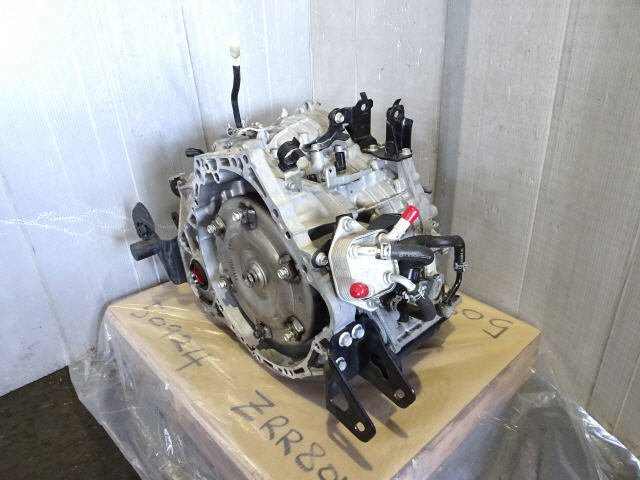 ヴォクシー DBA-ZRR80W オートマ ミッション AT K114 30400-28081