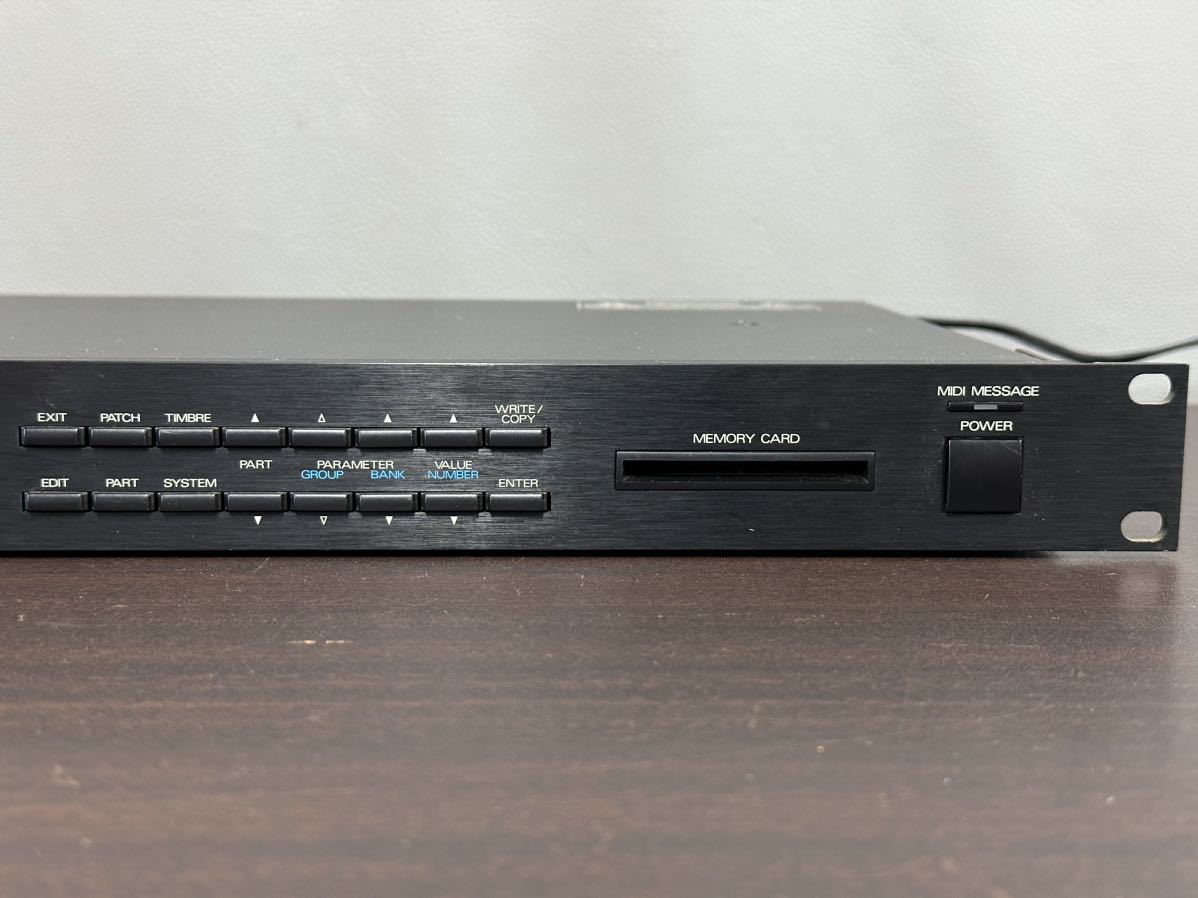 Roland ローランド D-110 LA音源 音源モジュール シンセサイザー 通電