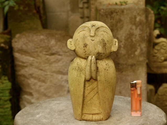 お祈り地蔵様の石像h21cm お地蔵さん 祠地蔵 地蔵菩薩 石仏 仏像 0415a