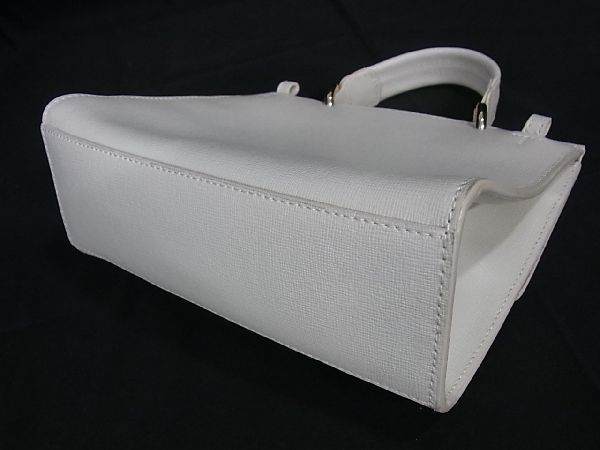 1円 ■極美品■ FURLA フルラ ジュリア レザー 2WAY チェーン ハンドバッグ ショルダー 斜め掛け 肩掛け レディース ホワイト系 AQ8751