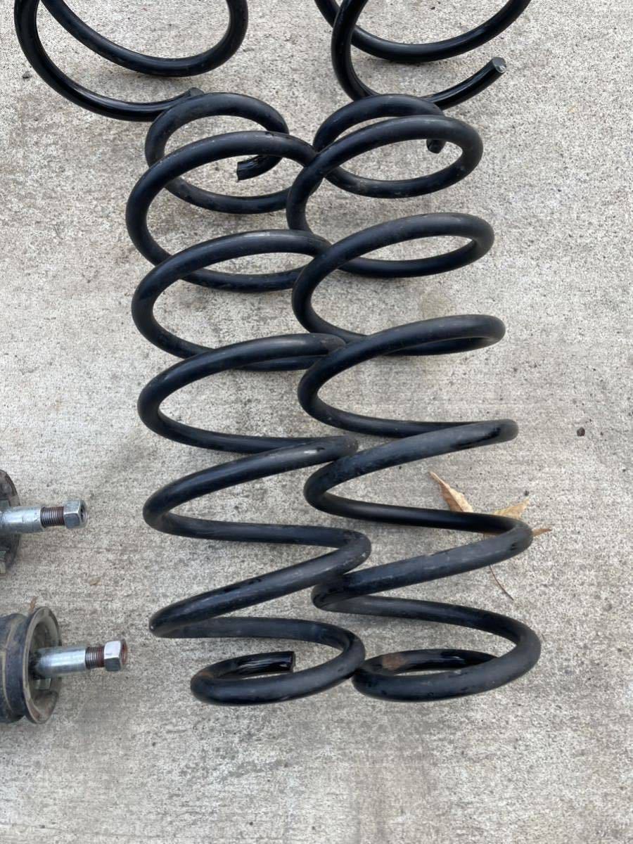 送料込み 30プリウス 後期純正サスペンション 30プリウス後期 純正 サスペンション - メルカリ