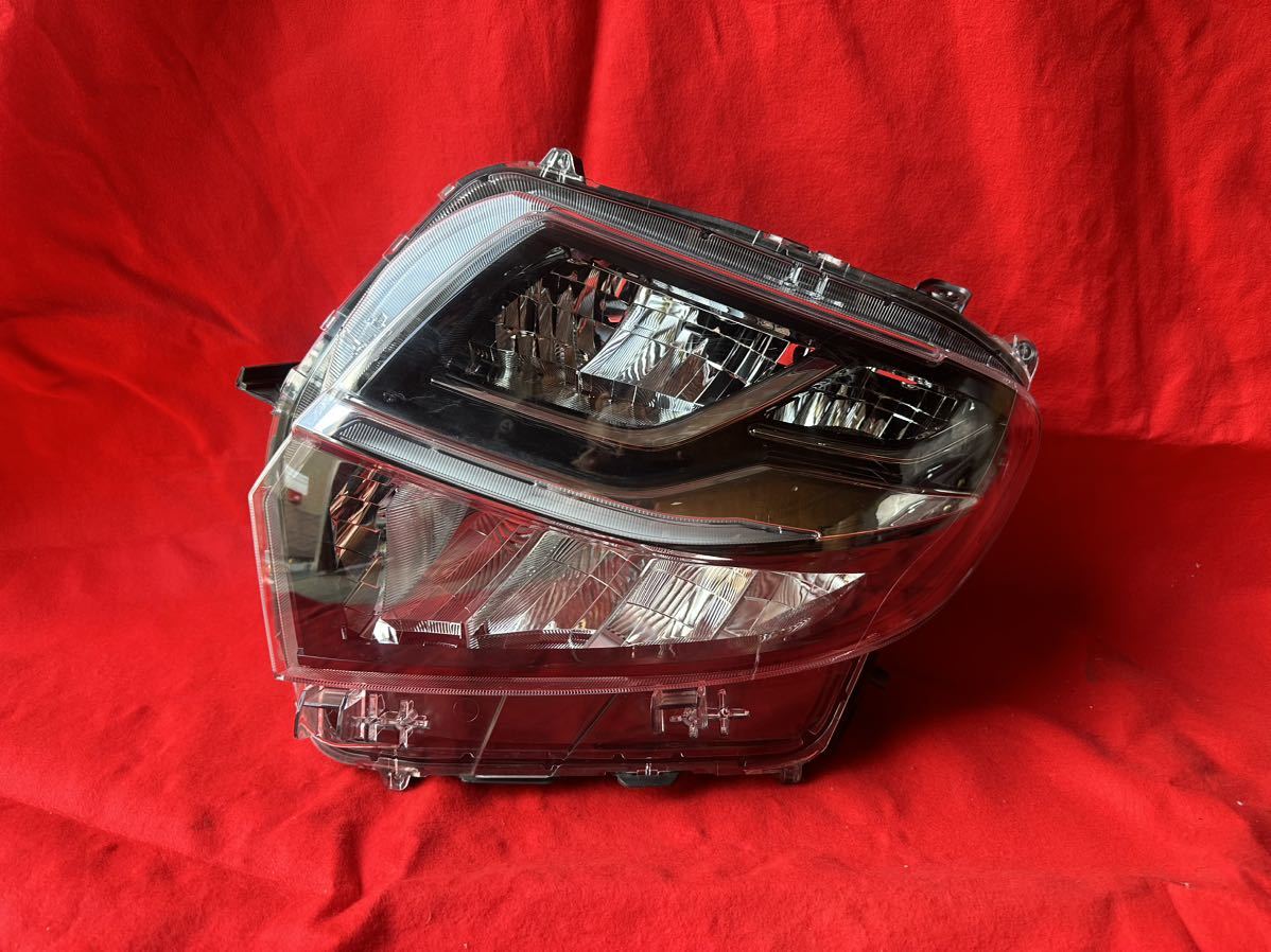 ＊ダイハツ タントカスタム LA650S LA660S 純正 LED 左 ヘッドライト KOITO 100-69075 ランプ TANTO 1008