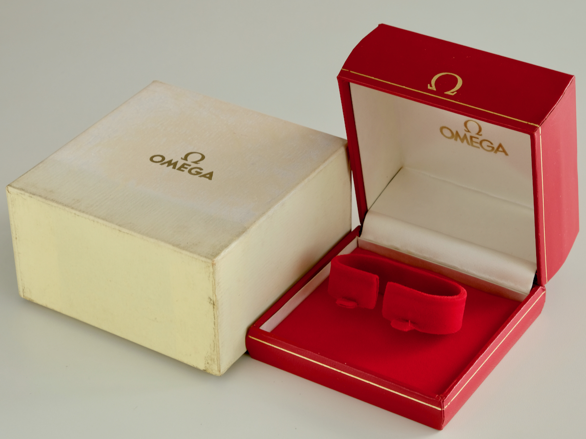 オメガの箱 1501 M(2)＊ビンテージ70年代OMEGA オメガ 美品 箱
