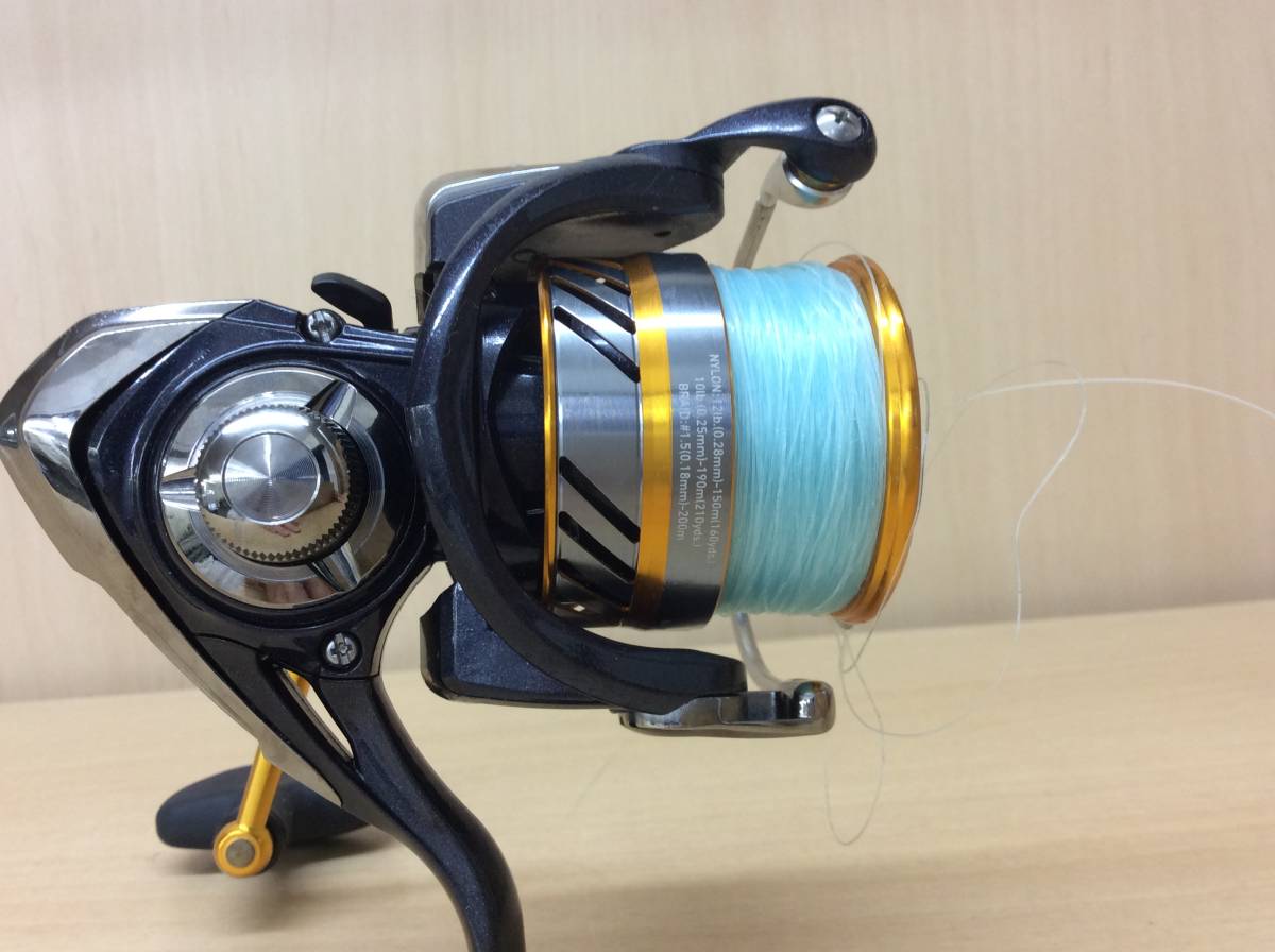 LT スピニングリール DAIWA REVROS 4000-CH 0 ダイワ Revros Daiwa