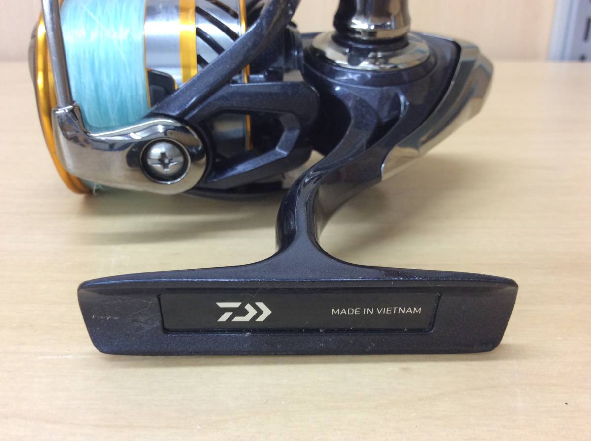 LT スピニングリール DAIWA REVROS 4000-CH 0 ダイワ Revros Daiwa
