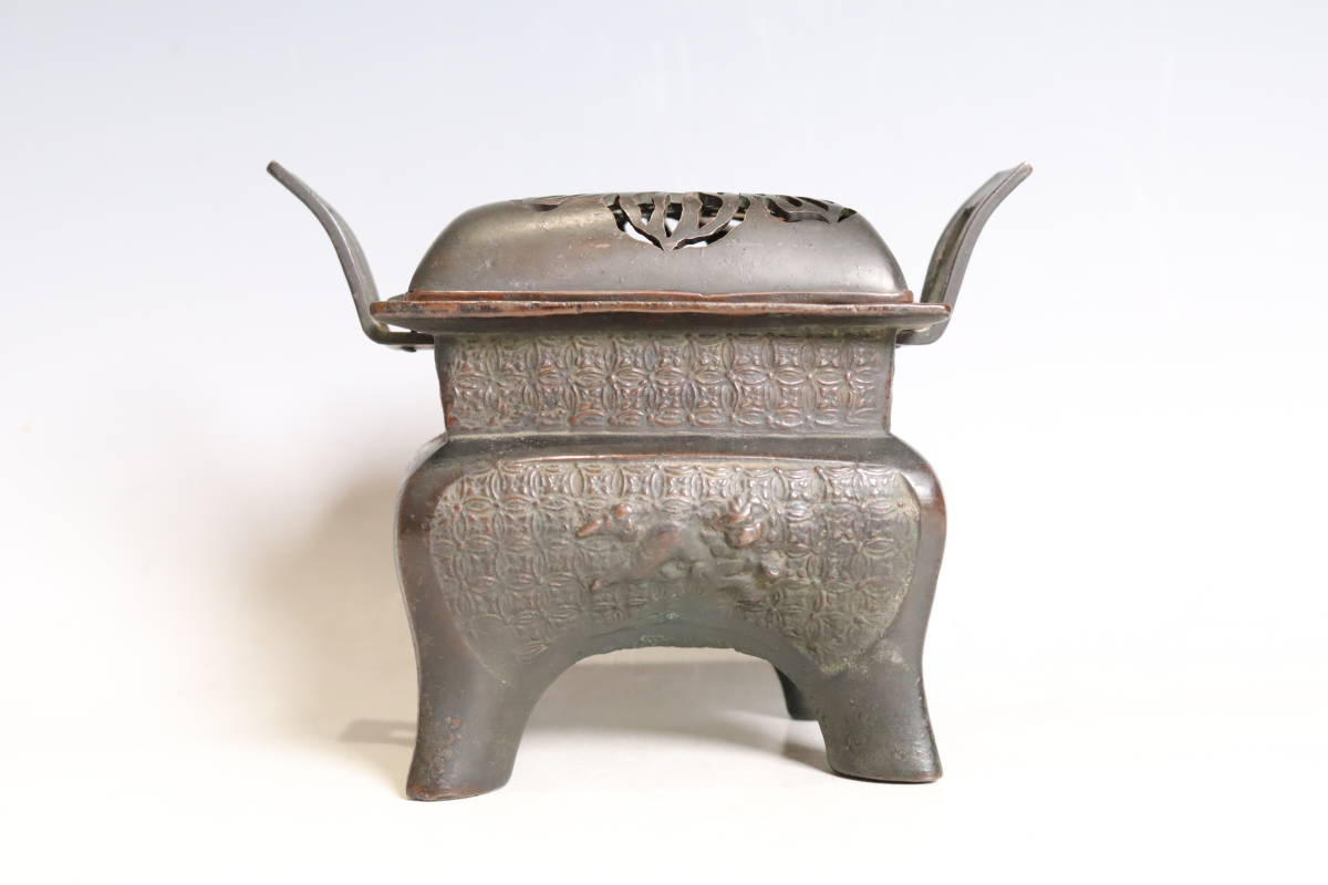 SALE，豊富な 時代物 古銅 七宝繋獅子紋 双耳香炉 菊桐透銅