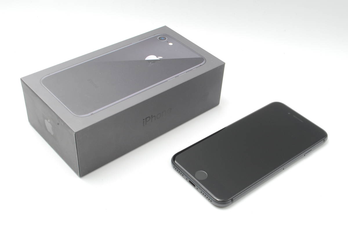 SIMロック解除済/残債無]iPhone 8 Space Gray 64 GB SIMフリー/中古