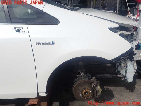 2UPJ-97641080]プリウスα(ZVW40W)右前フェンダー 中古