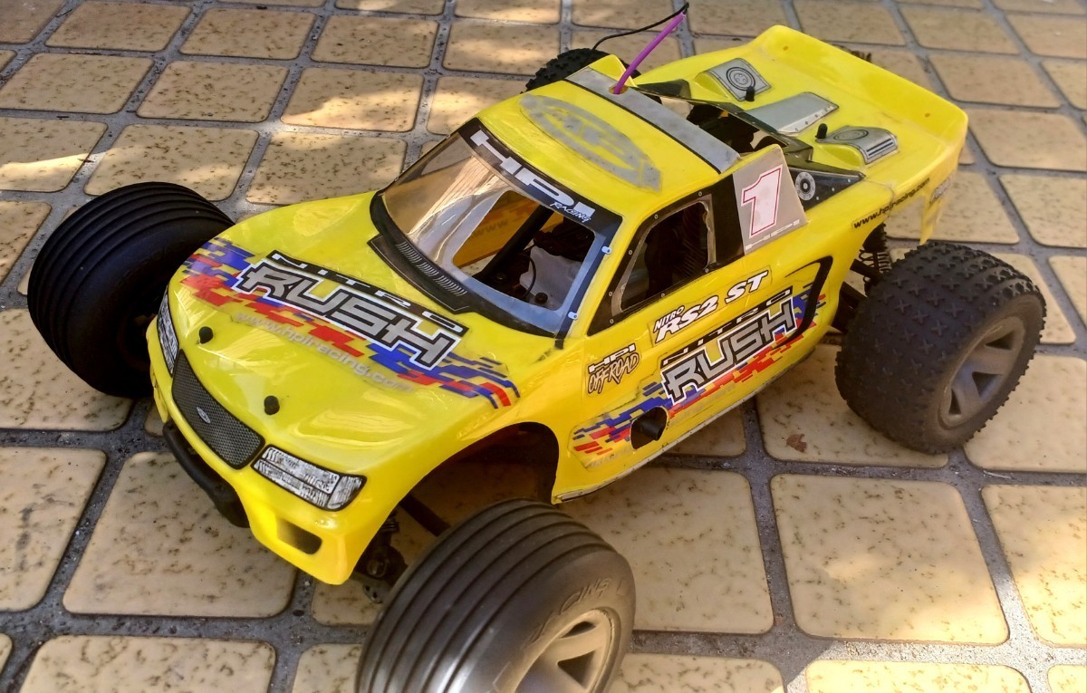 HPI ナイトロ RUSH RSⅡ エンジン ラジコン 本体のみ