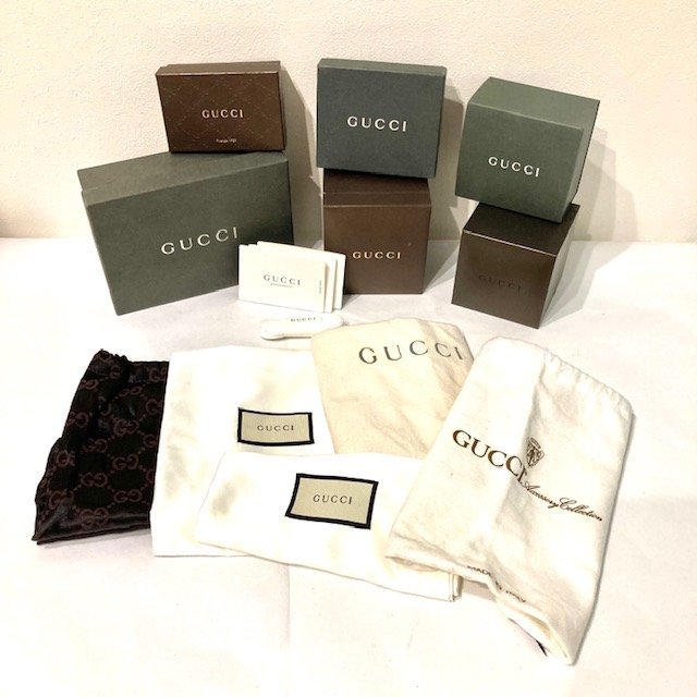 グッチ GUCCI 空箱 - GUCCI（ショップ袋）のフリマアイテム一覧